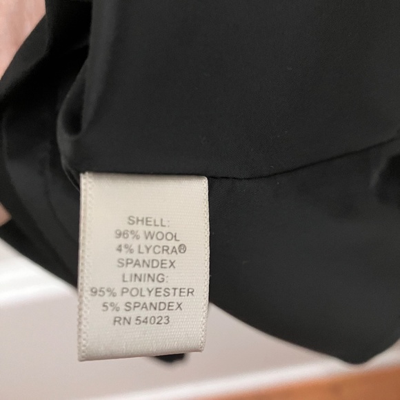 Banana Republic black structured lined wool sheath dress, 4P - Picture 6 of 6